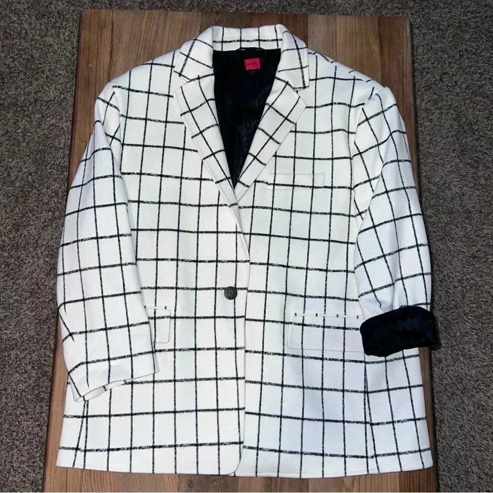 Hugo Boss Windowpane Check Oversized Blazer, size 14 - Picture 3 of 9